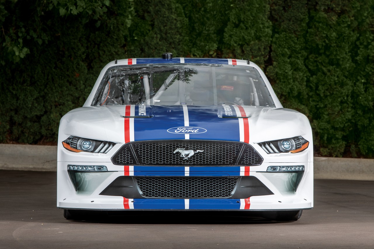 Ford MUSTANG Nascar bereit für den Cup-Wettbewerb 2019