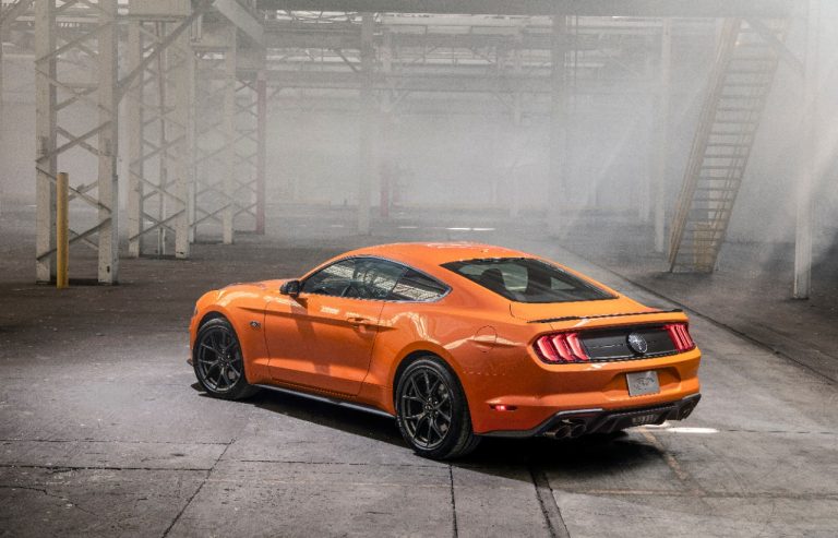Ford Mustang EcoBoost High Performance