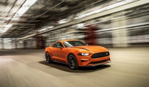 Neues Hochleistungspaket für den 2020 Mustang liefert 330 PS und GT-Hardware
