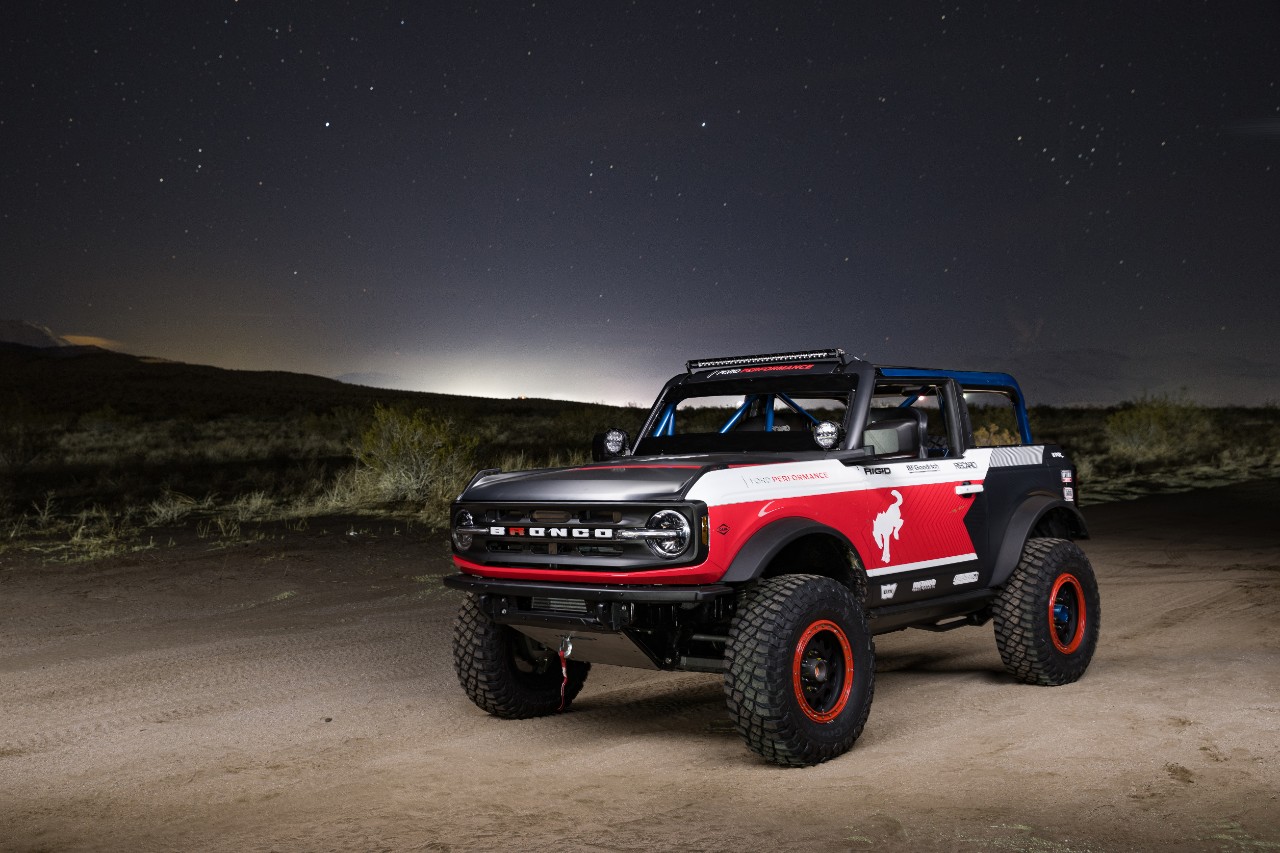 Ford Performance enthüllt die Zukunft des "Built Wild Off-Road Racing": Bronco 4600 Rennfahrzeug startet in der ULTRA4 Stock Klasse
