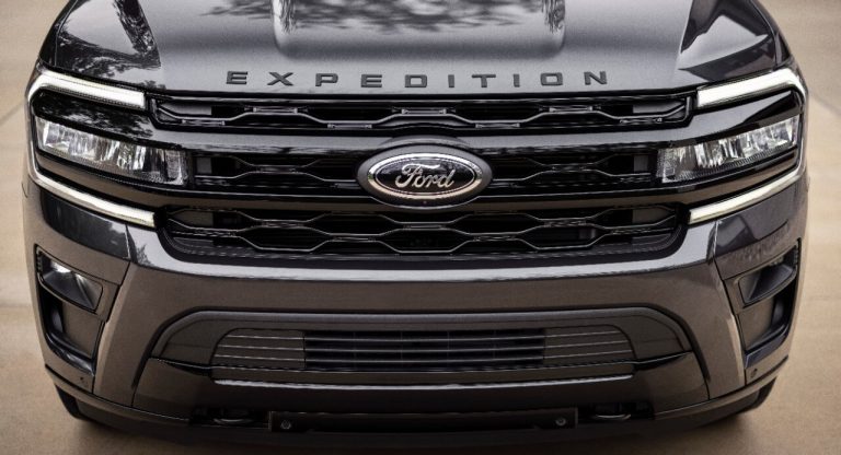 2022 Ford Expedition Stealth Edition Performance Package
