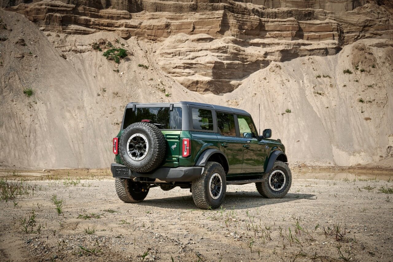 2022 Ford Bronco in Eruption Green