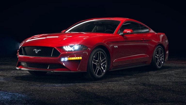 mustang race red