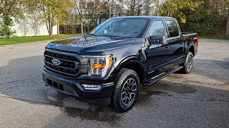 2022 F-150 XLT (Agate Black)