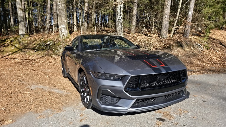 2026 Ford MUSTANG Coupe – Carbonized Gray Metallic